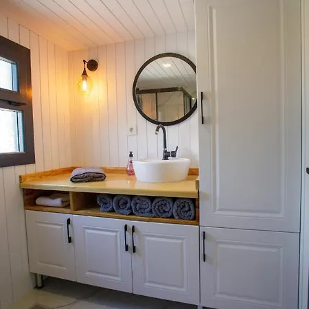 Elies Tiny Glamping Hotel *