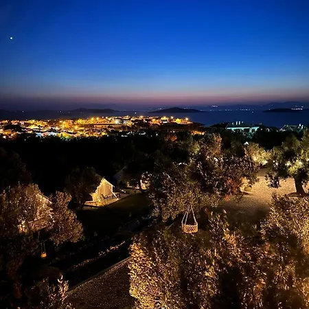 Elies Tiny Glamping * Ayvalı