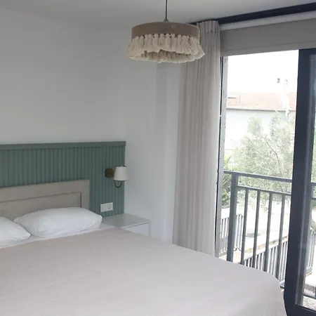 מלון Elies Tiny Glamping *